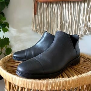 Black Leather Timberland Women’s Shoe Size 7.5 Like New